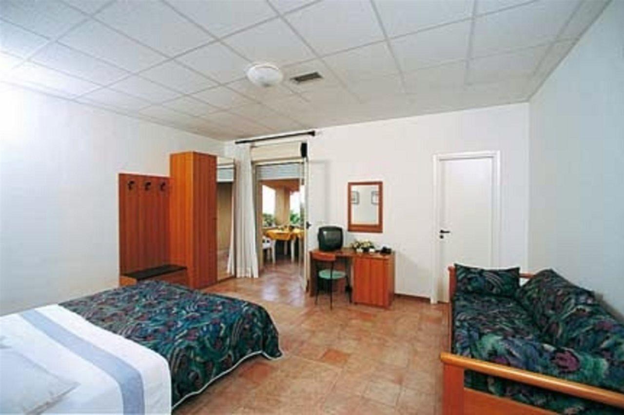 La Pace Village Residence Club トロペーア エクステリア 写真