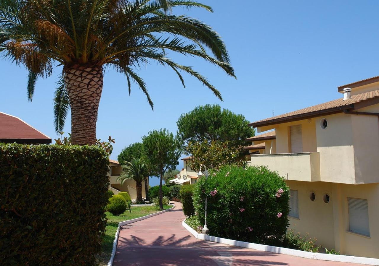 La Pace Village Residence Club トロペーア エクステリア 写真